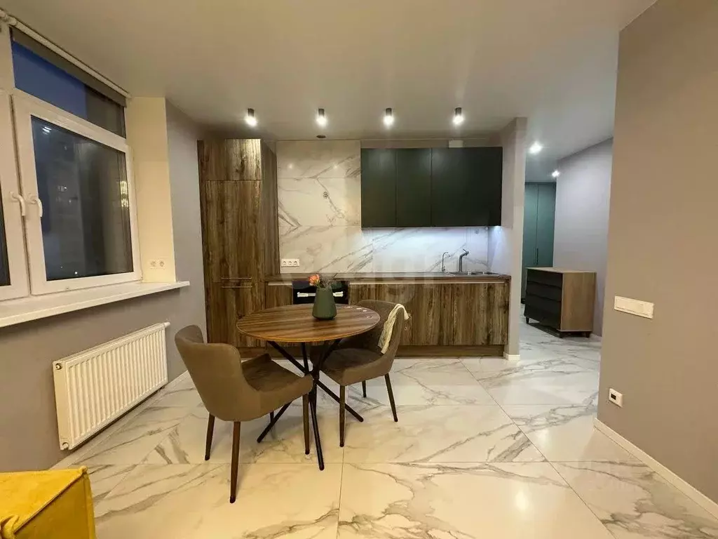 2-к кв. Тюменская область, Тюмень ул. Газовиков, 73к1 (54.5 м) - Фото 1