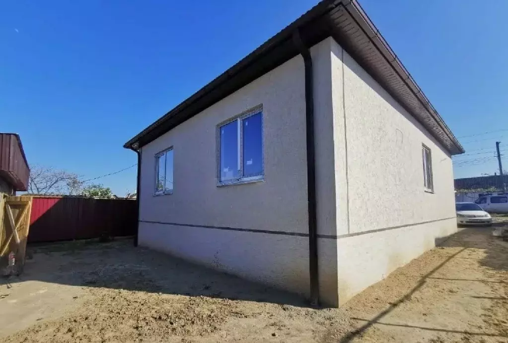 Дом в Краснодарский край, Темрюк ул. Гагарина (102 м) - Фото 2