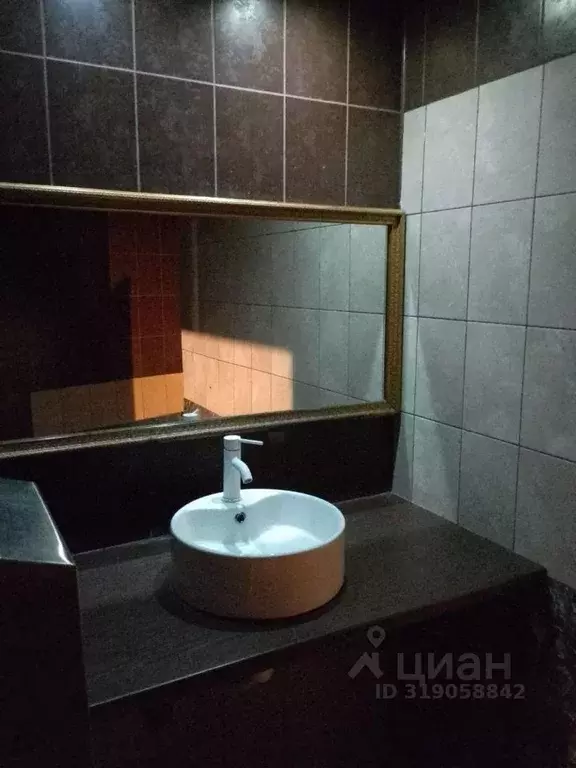 Помещение свободного назначения в Москва Лесная ул., 30А (400 м) - Фото 0