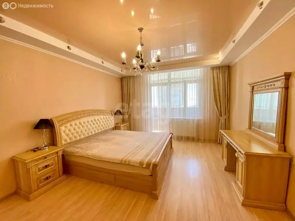 3-комнатная квартира: Севастополь, проспект Победы, 44А (80 м) - Фото 1