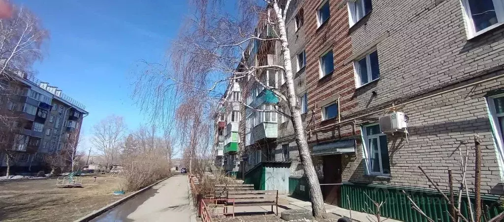 2-к кв. Алтайский край, Бийск ул. Льнокомбинат, 15Г (38.9 м) - Фото 1