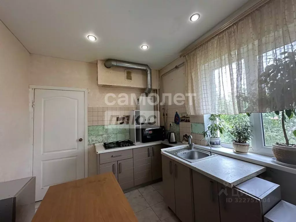 3-к кв. Калужская область, Кондрово г. Дзержинский муниципальный ... - Фото 1