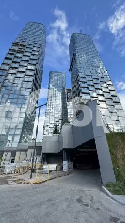 Продается 3-комнатная квартира - Фото 1