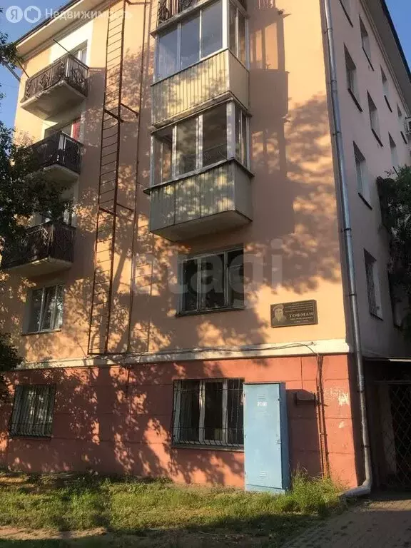 3-комнатная квартира: Улан-Удэ, улица Фрунзе, 11 (54 м) - Фото 0