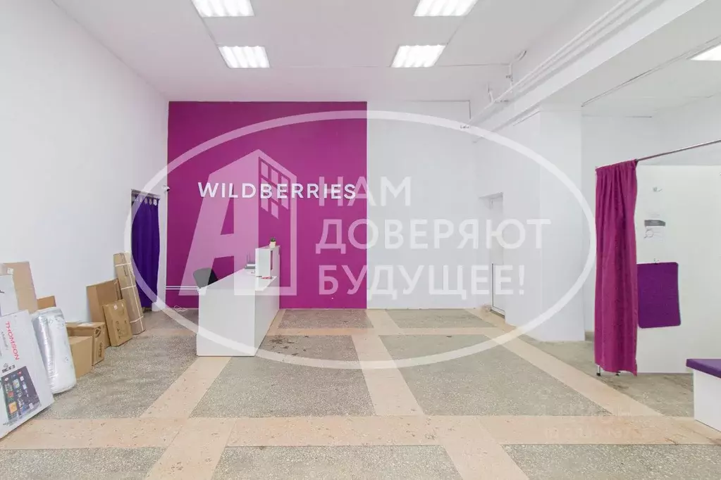 Торговая площадь в Пермский край, Чайковский Камская ул., 3/1 (216 м) - Фото 1