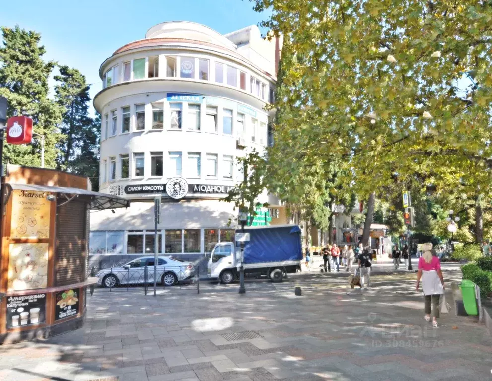 Помещение свободного назначения в Крым, Ялта ул. Пушкинская, 7А (444 ... - Фото 1