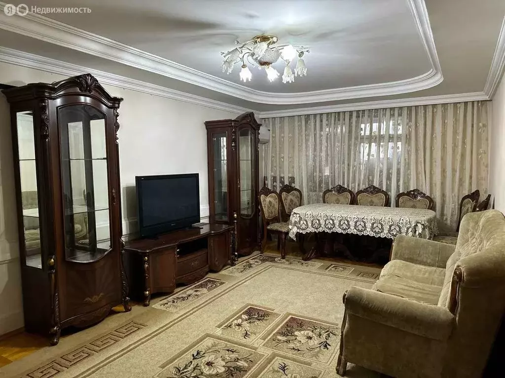 3-комнатная квартира: Нарткала, улица Куашева, 43 (72 м) - Фото 1