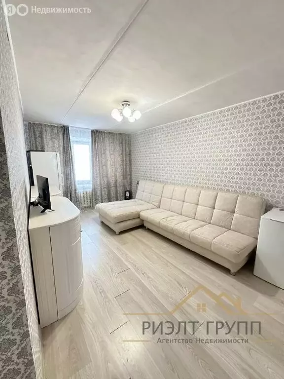 3-комнатная квартира: Зеленодольск, улица Мичурина, 30 (58.8 м) - Фото 1