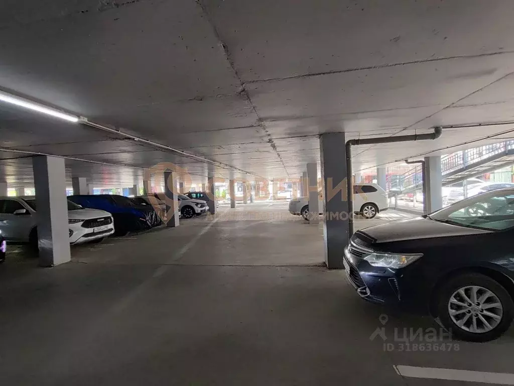 Гараж в Краснодарский край, Краснодар ул. Командорская, 6 (14 м) - Фото 1