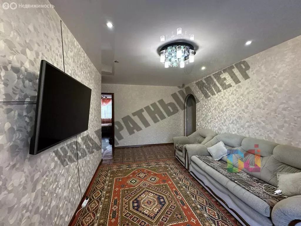 3-комнатная квартира: Элиста, 1-й микрорайон, 17 (56 м) - Фото 0