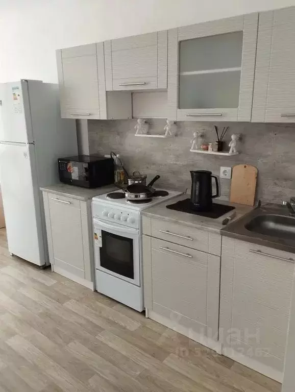 2-к кв. Волгоградская область, Волгоград ул. Глазкова, 12 (42.0 м) - Фото 1