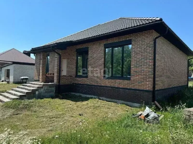 Дом в Белгородская область, Белгородский район, с. Стрелецкое, ... - Фото 1