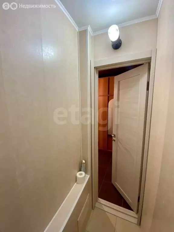 2-комнатная квартира: Тюмень, улица Мельникайте, 124 (47.3 м) - Фото 0