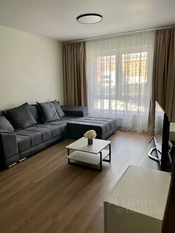 3-к кв. Москва Лобненская ул., 13к4 (65.0 м) - Фото 0