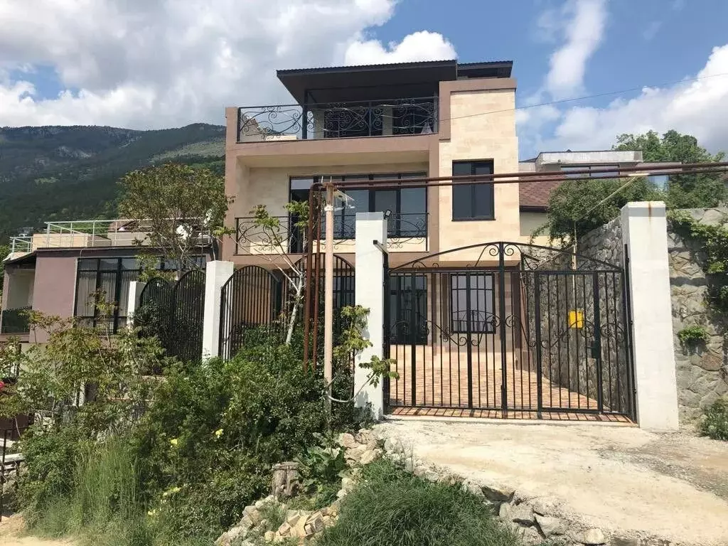 Дом в Крым, Ялта ул. Большевистская, 29Е (222 м) - Фото 1
