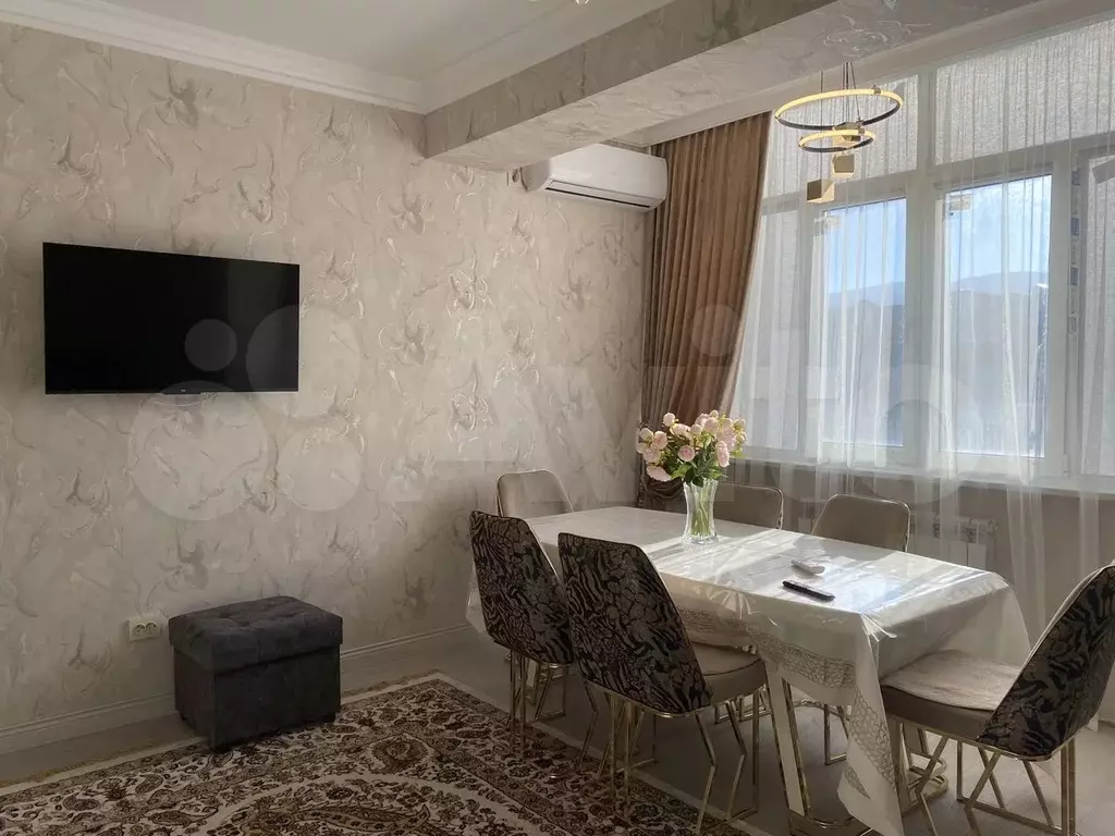 3-к. квартира, 90 м, 9/9 эт. - Фото 1