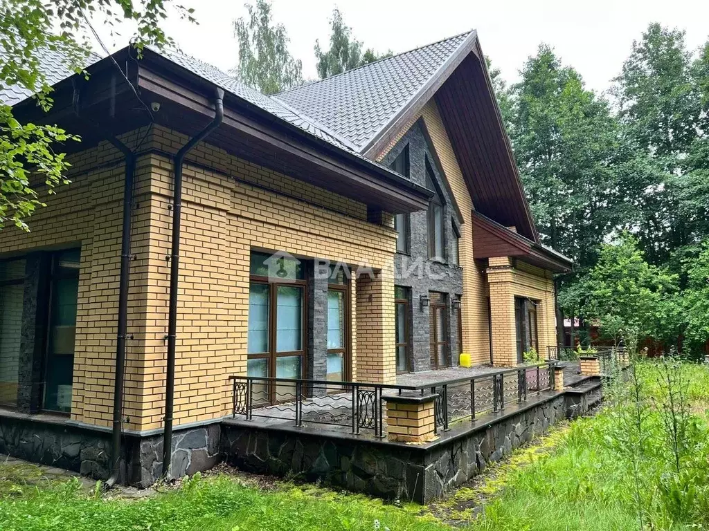 Дом в Ленинградская область, Выборгский район, Полянское с/пос, пос. ... - Фото 1