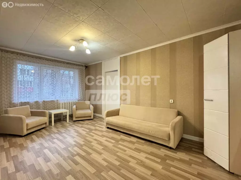 3-комнатная квартира: Уфа, улица Богдана Хмельницкого, 126 (56.5 м) - Фото 0