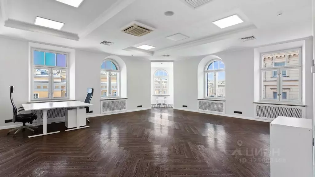 Офис в Санкт-Петербург наб. Реки Мойки, 36 (549 м) - Фото 1