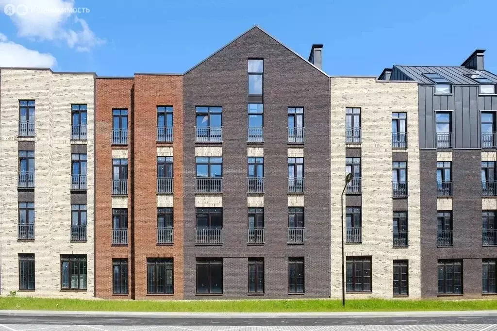 4-комнатная квартира: Апрелевка, улица Парк Апрель, 31 (100 м) - Фото 1