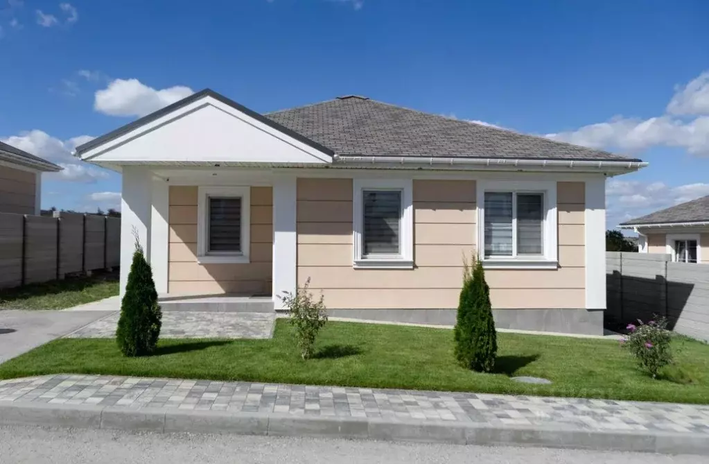 Дом в Крым, Симферопольский район, Трудовское с/пос, с. Строгоновка  ... - Фото 2