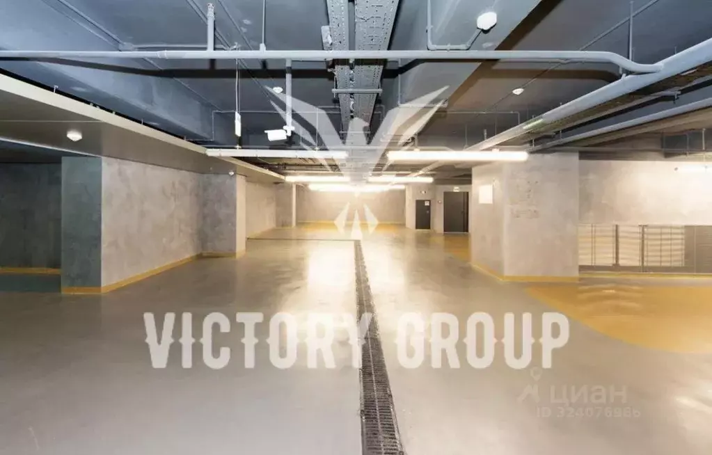 Гараж в Москва Поклонная ул., 9 (17 м) - Фото 2