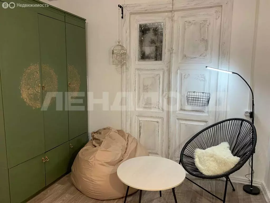 3-комнатная квартира: Ростов-на-Дону, улица Ярослава Галана, 6 (94 м) - Фото 0