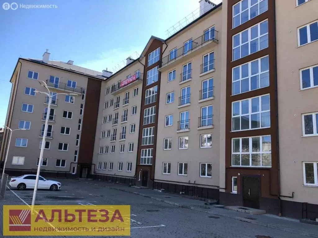 3-комнатная квартира: Калининград, Красносельская улица, 31А (96.8 м) - Фото 0