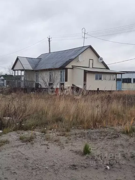 Офис в Ямало-Ненецкий АО, Новый Уренгой ул. Мостостроителей, 8 (67 м) - Фото 1