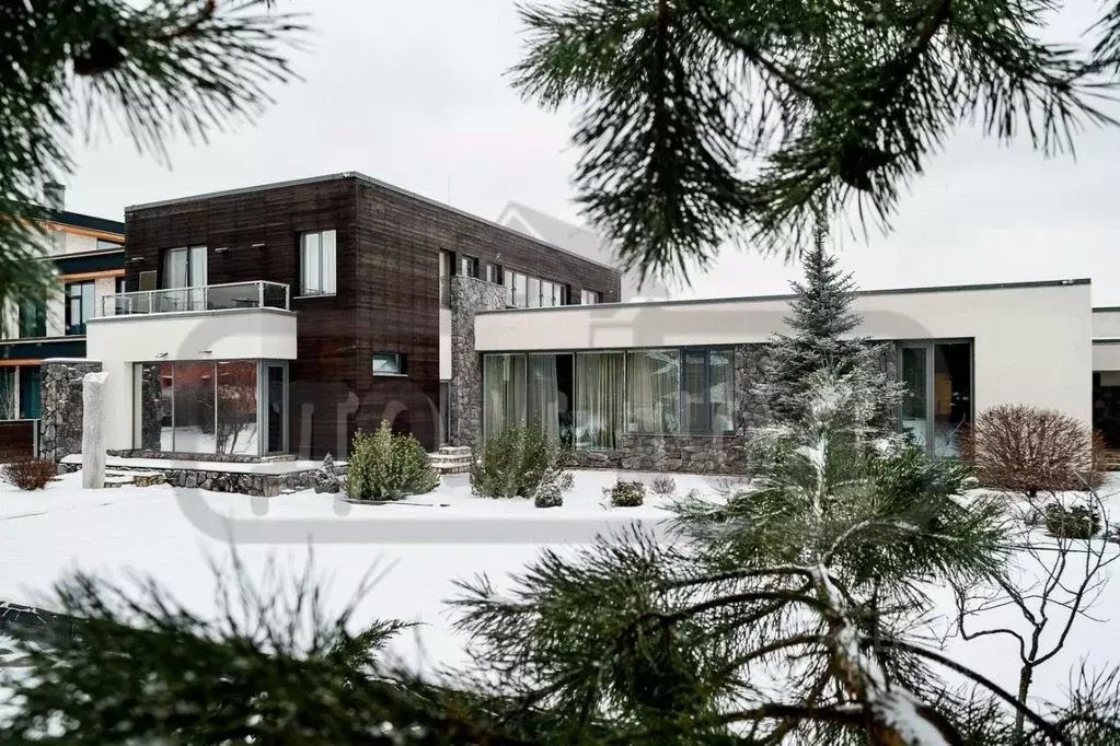 Дом в Московская область, Красногорск городской округ, д. Бузланово  ... - Фото 1