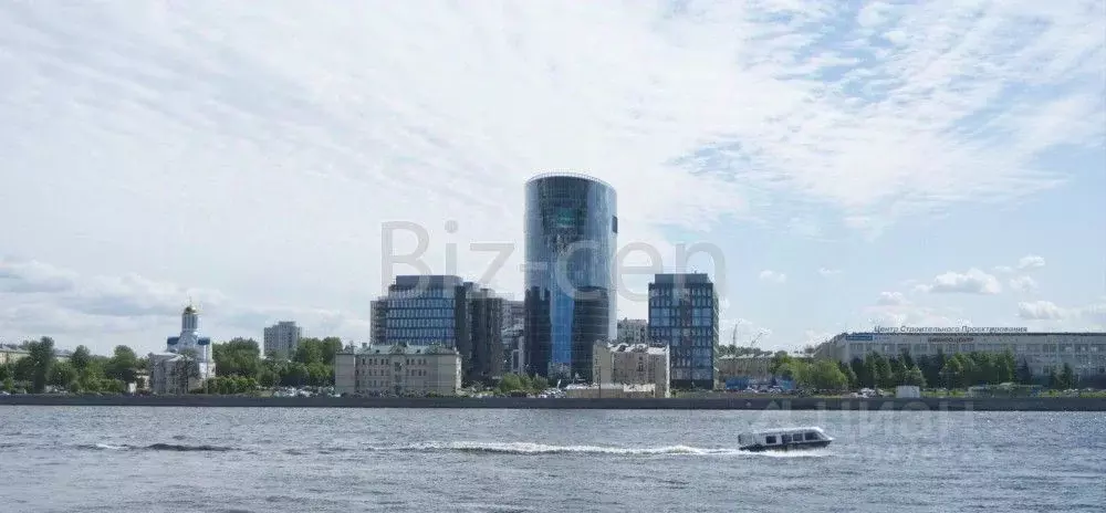 Офис в Санкт-Петербург Малоохтинский просп., 64 (147 м) - Фото 1