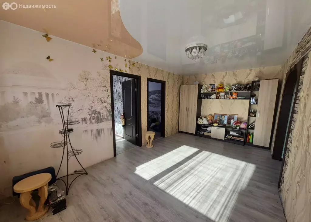 4-комнатная квартира: село Чернышиха, 42 (59 м) - Фото 1