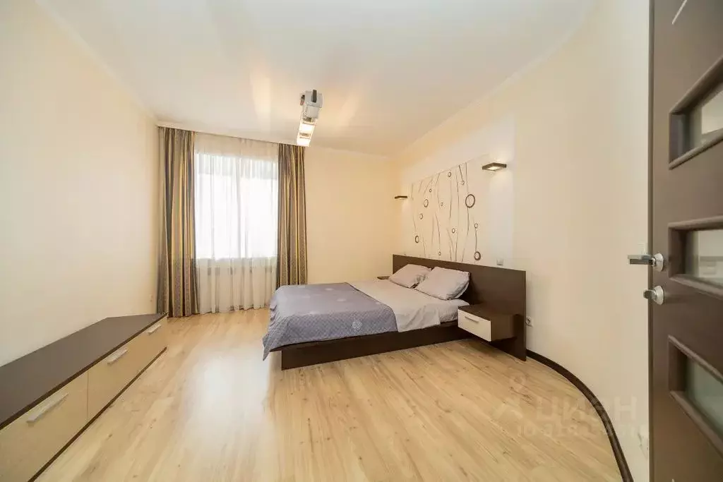 3-к кв. Пермский край, Пермь ул. Пушкина, 109 (90.0 м) - Фото 2