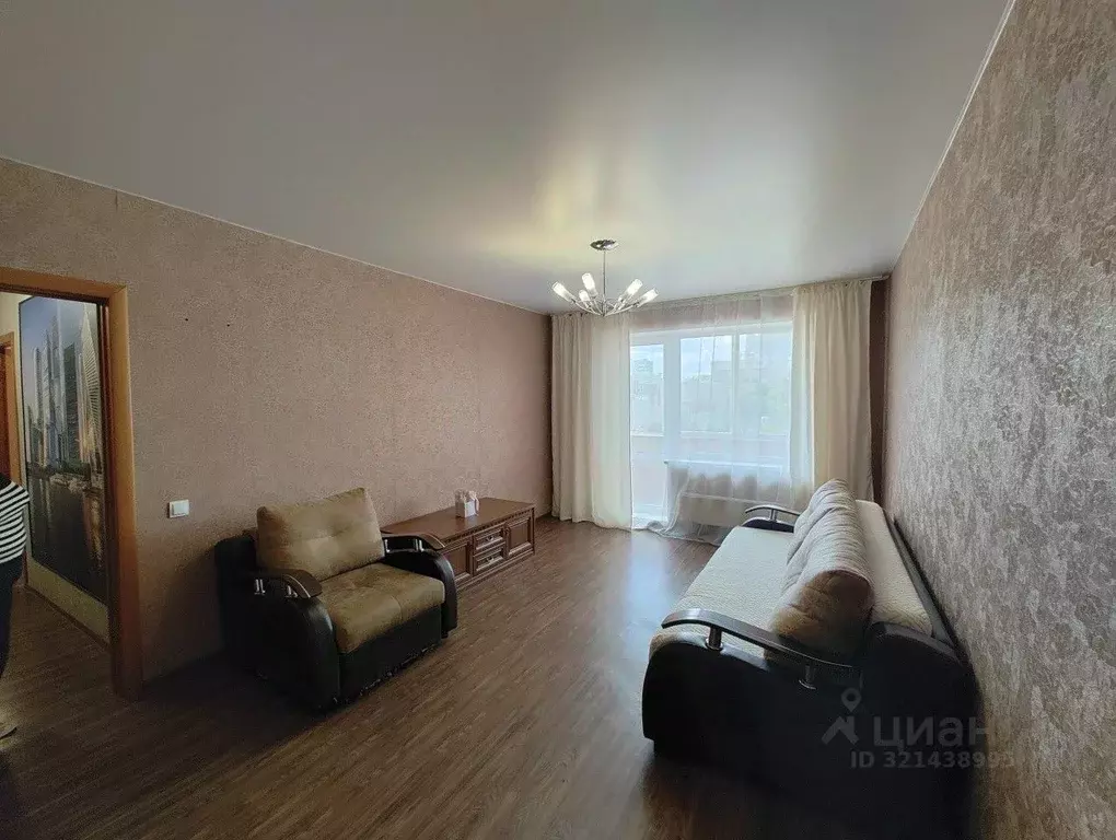2-к кв. Свердловская область, Екатеринбург ул. Фурманова, 67 (53.0 м) - Фото 1