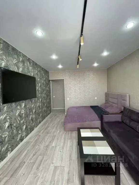 1-к кв. Алтайский край, Барнаул ул. Попова, 137 (40.7 м) - Фото 1