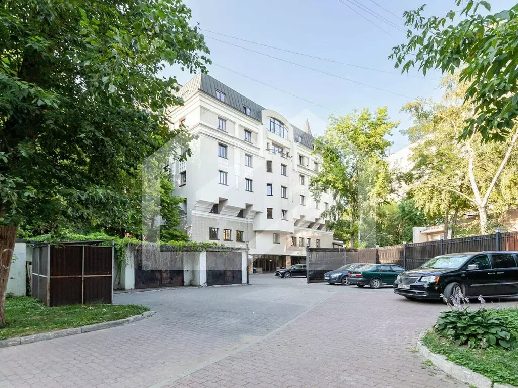 Помещение свободного назначения в Москва пер. Токмаков, 5С1 (3951 м) - Фото 1