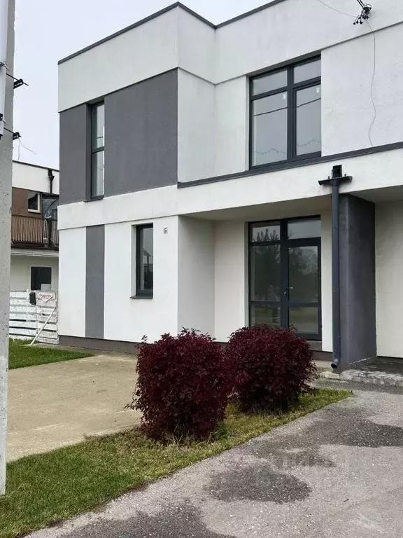 Коттедж в Самарская область, Ставропольский район, с. Ягодное ул. ... - Фото 1