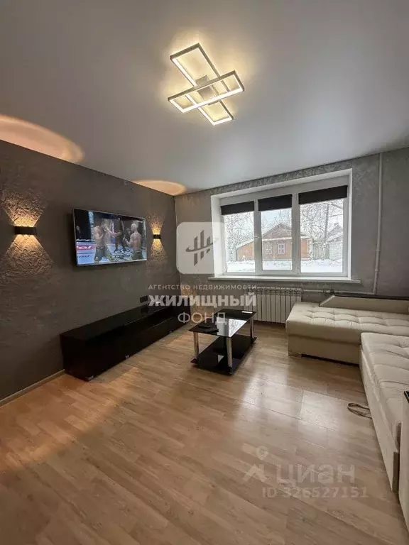 2-к кв. Саратовская область, Энгельс 2-й мкр, 40 (45.0 м) - Фото 1