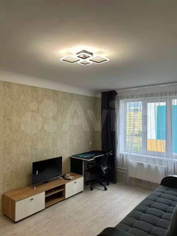 1-к. квартира, 36 м, 6/10 эт. - Фото 0