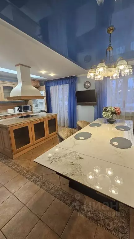 5-к кв. Иркутская область, Иркутск Партизанская ул., 75 (232.0 м) - Фото 1