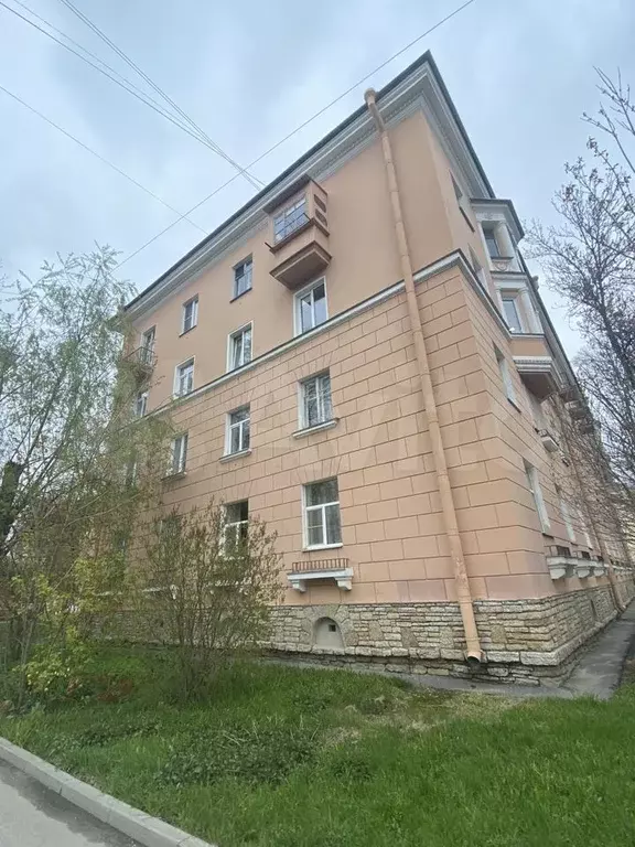 2-к. квартира, 60 м, 1/4 эт. - Фото 1