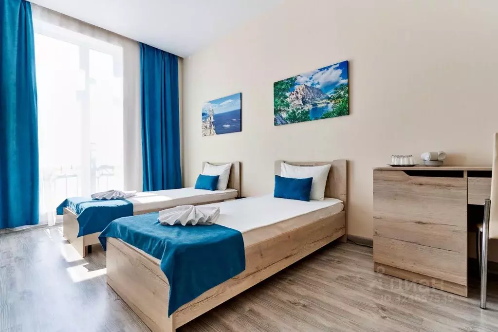 Комната Крым, Алушта муниципальный округ, с. Изобильное ул. ... - Фото 2