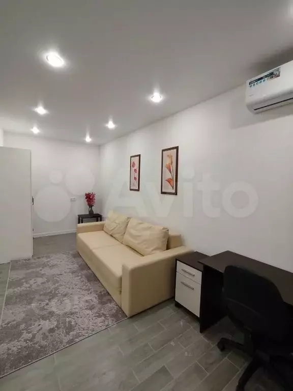 Квартира-студия, 32 м, 2/10 эт. - Фото 1