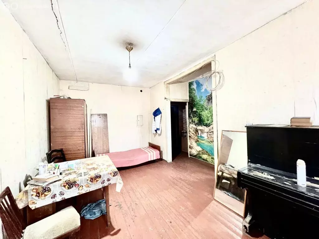 2-комнатная квартира: Брянск, улица Ульянова, 7А (40 м) - Фото 1