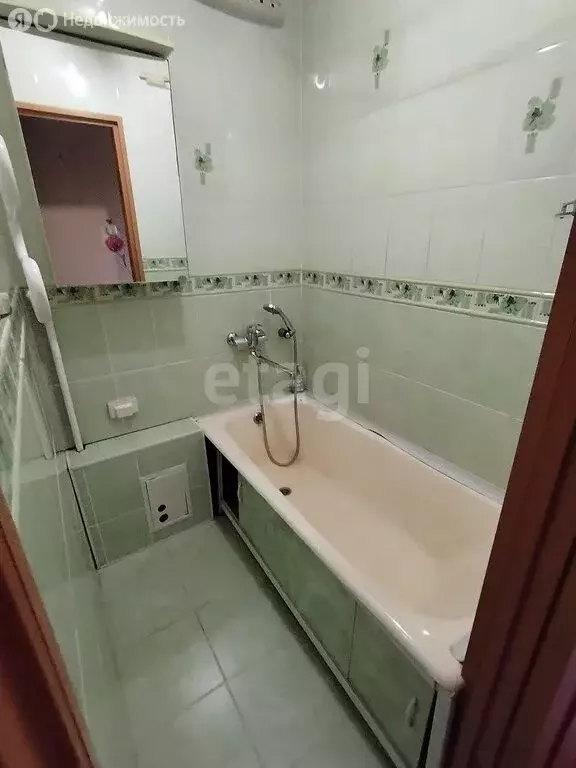 3-комнатная квартира: Кемерово, Красноармейская улица, 139 (56.5 м) - Фото 1