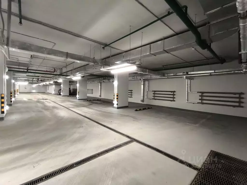 Гараж в Москва Болотниковская ул., 43К1 (30 м) - Фото 1