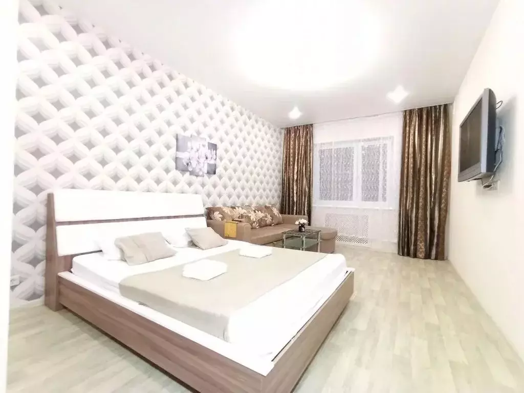 2-к кв. Ханты-Мансийский АО, Сургут тракт Тюменский, 6/1 (75.0 м) - Фото 0