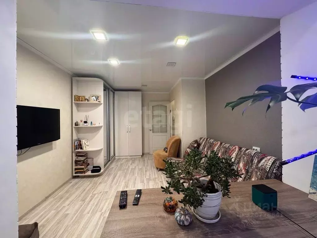 1-к кв. Крым, Симферополь ул. Кечкеметская (28.0 м) - Фото 2