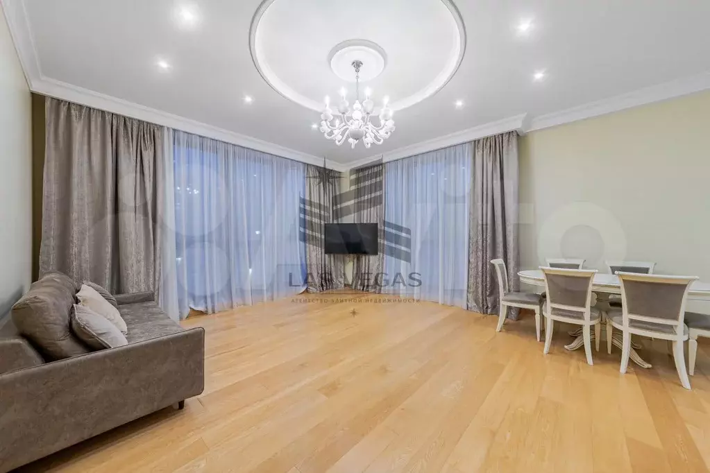 5-к. квартира, 190 м, 2/6 эт. - Фото 1