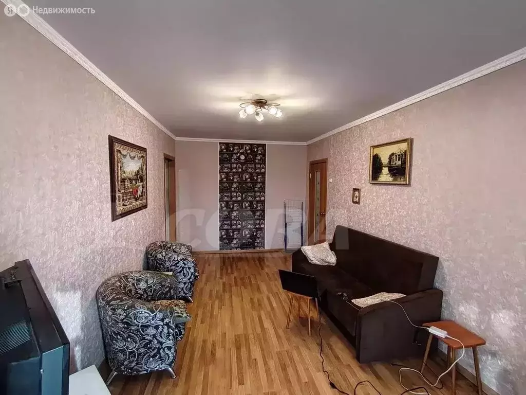 3-комнатная квартира: Тюмень, Карская улица, 13 (55.1 м) - Фото 2